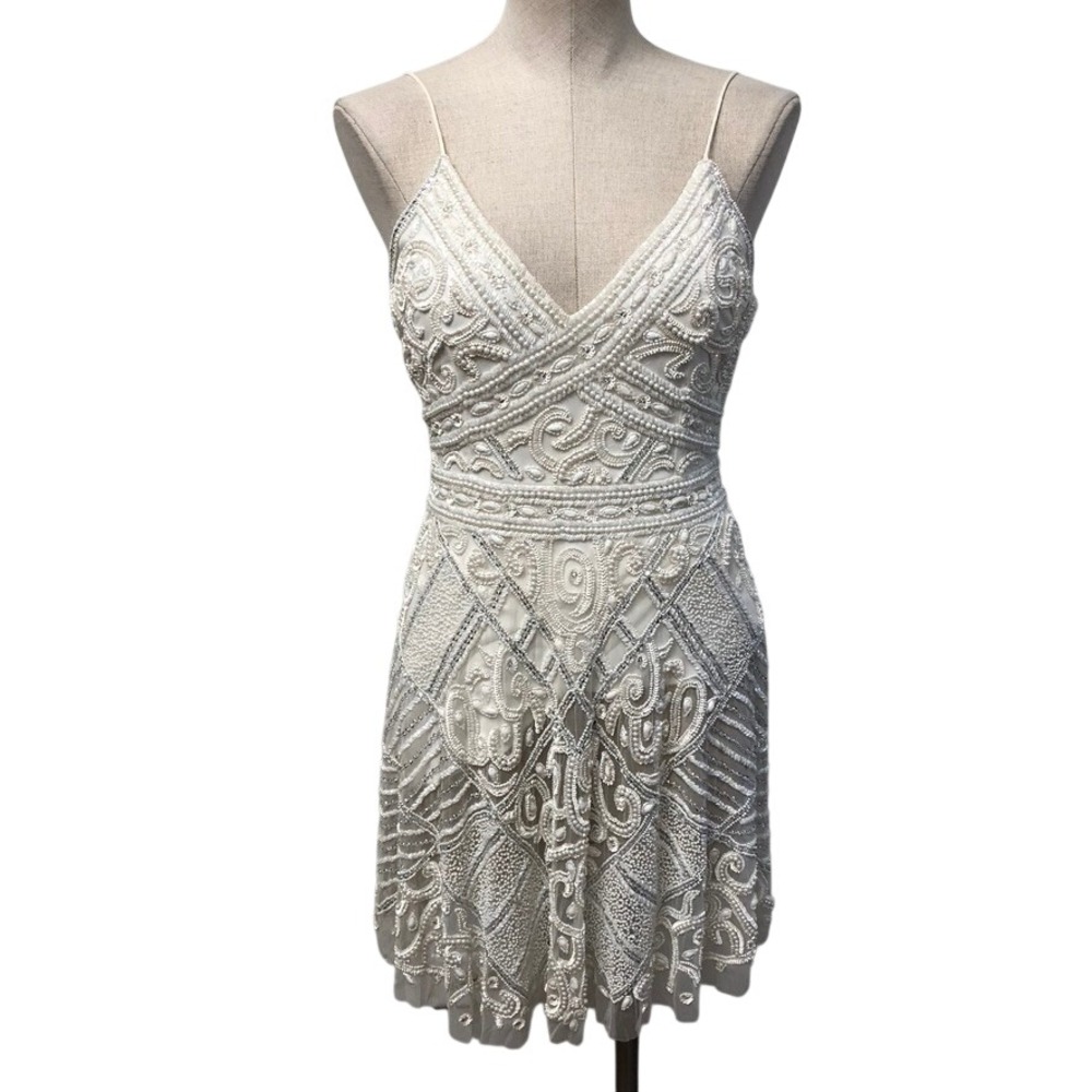 LARA Beaded Sequin Dress Womens 4 White V-Neck Spaghetti Strap Cocktail Bridal